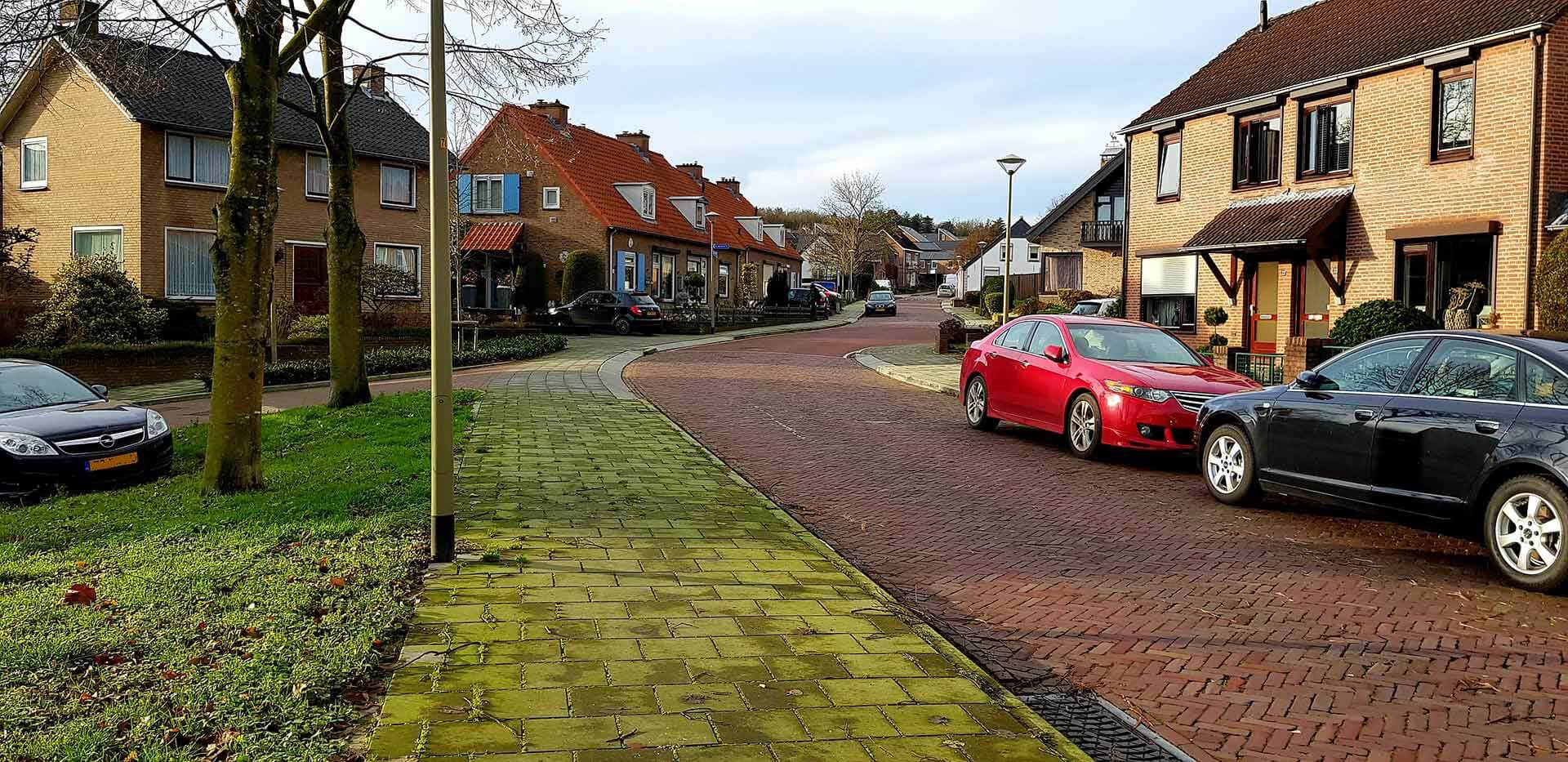 De start van de klim, onderaan de Stekkenberg